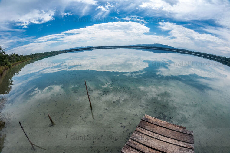 Vista del mirador de la Laguna de Lachuá