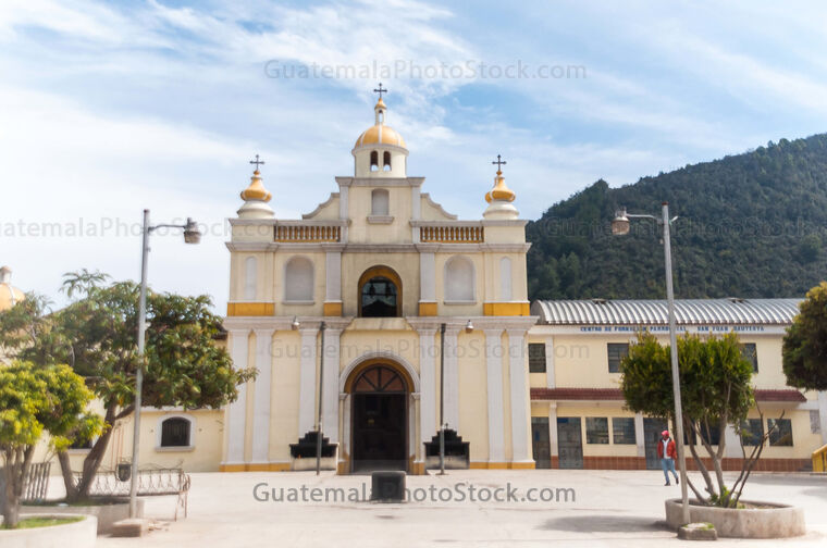 Iglesia católica de San Juan Ixcoy