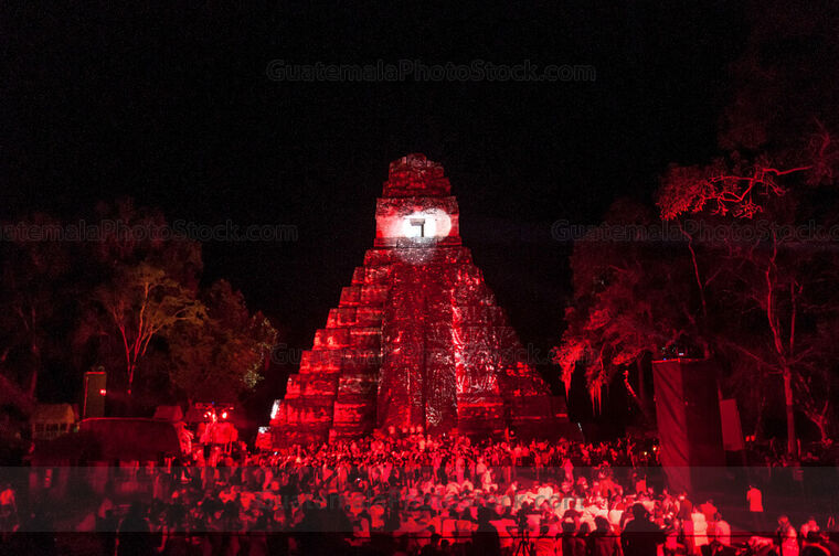 Celebración del Bak´tun 13 en Tikal