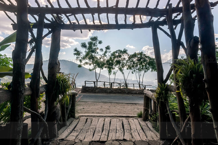 Paseo del Lago, Villa Nueva