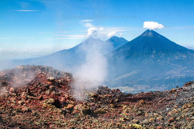Crater Volcán de Pacaya