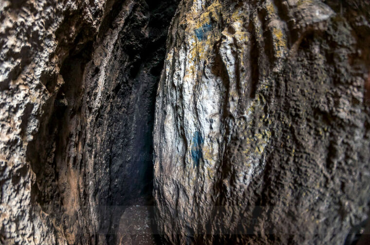 Cueva Ceremonial del Cerro Chacash