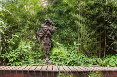 Escultura metalica en el parque Isla Aventura