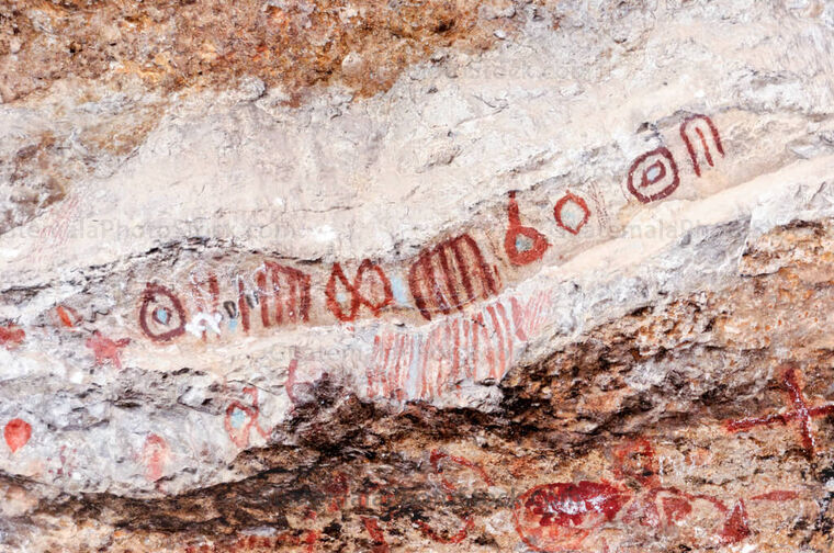 Pinturas rupestres policromadas