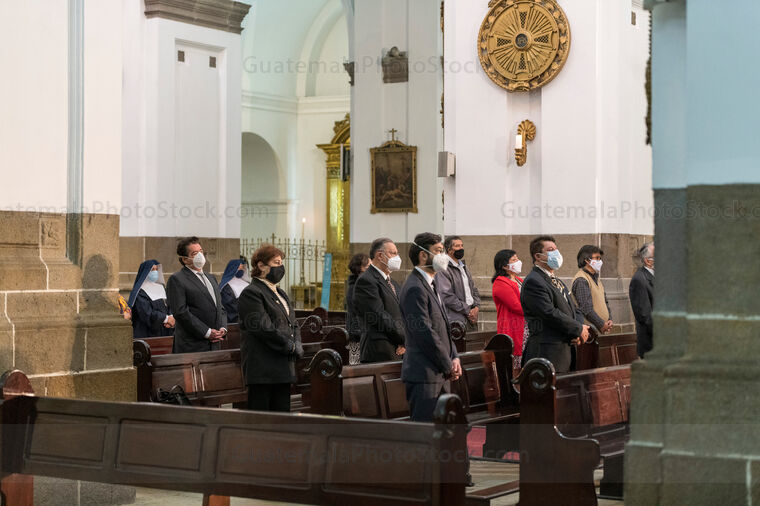 Participantes en la toma de posesión del arzobispo Gonzalo de Villa