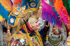Bailador disfrazado durante la fiesta patronal de Chichicastenango