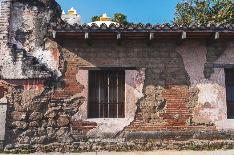 Fachada colonial en Antigua Guatemala