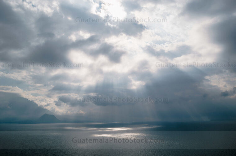 Paisaje en el Lago de Atitlán
