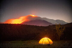 Acampando en las faldas del Volcán de Pacaya