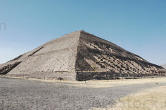 Piramide del Sol en Teotihuacan, MX
