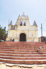 Fachada del templo católico de Santiago Petatán