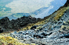 Crater y faldas del Volcán de Pacaya