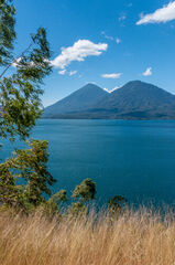 Volcán Atitlán, Volcán Tolimán y Lago de Atitlán