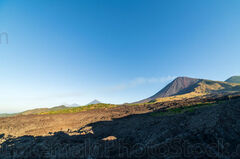 Campos de lava al pie del Volcan de Pacaya