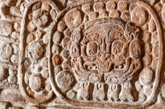 Detalle de estela maya
