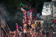 Celebración del Bak´tun 13 en Tikal